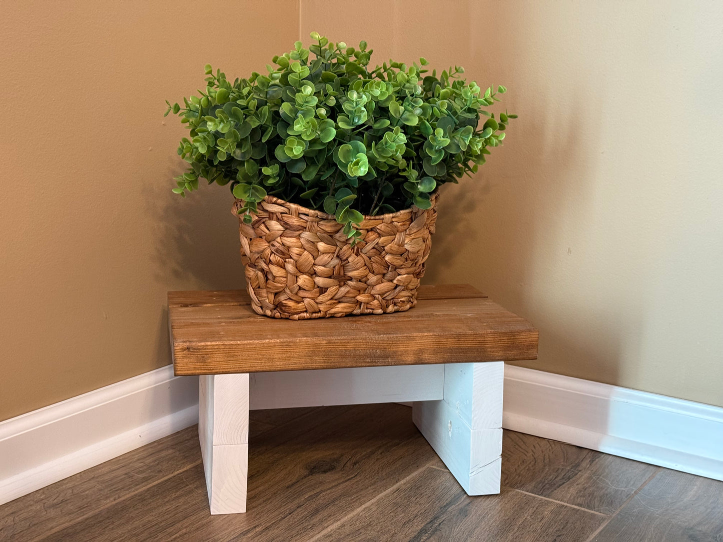 Rustic Farmhouse Step Stool